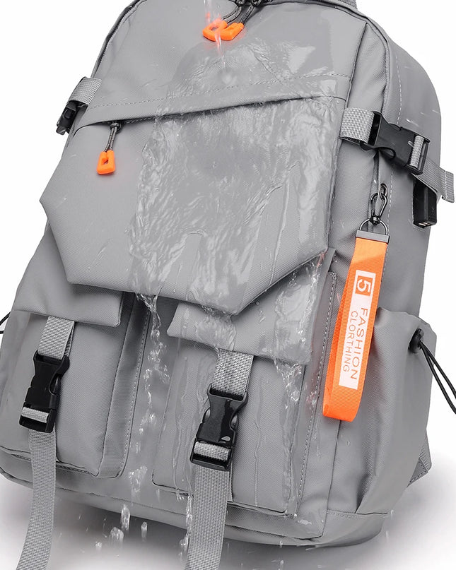 Rucksack mit Rolltop Schwarz – Stilvoll &