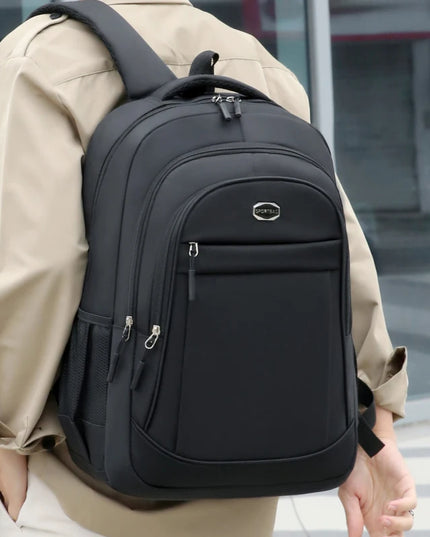 Rucksack mit Rolltop Gruen – Funktional &